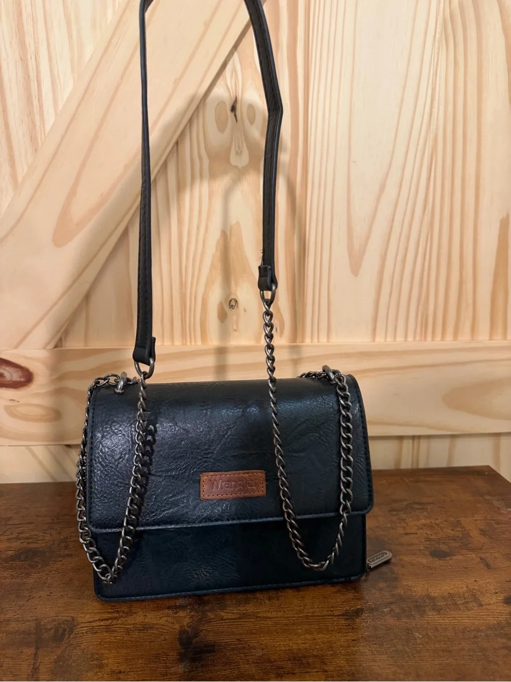Wrangler Black Crossbody Bag with Chain Strap